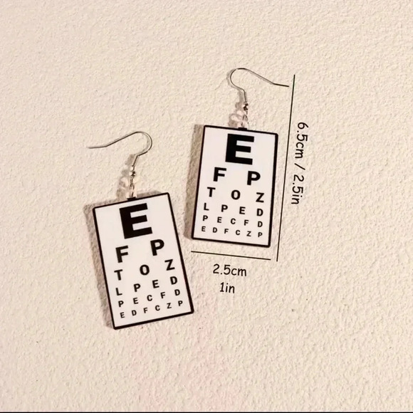 Snellen‎ chart earrings - Picture 1 of 1
